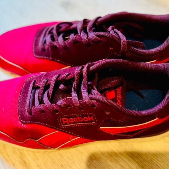 Vintage Reeboks - Picture 1 of 2